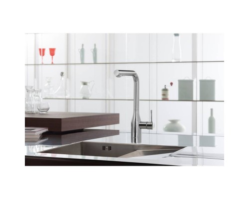 Смеситель для кухни с выдвижным изливом Grohe Essence 30270000